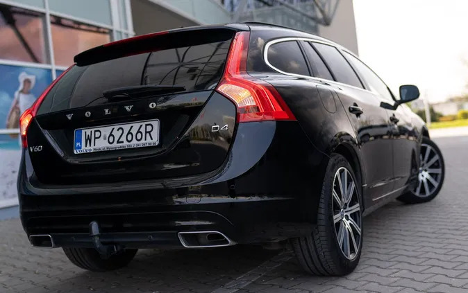 volvo v60 mazowieckie Volvo V60 cena 65900 przebieg: 183000, rok produkcji 2017 z Płock